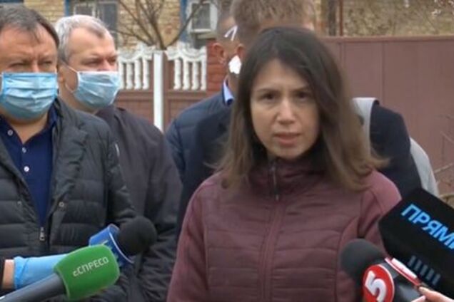 Обшуки у Чорновол: яким чином можливо вчинити підпал ножем?