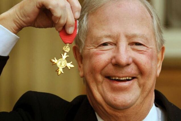 Відомий британський комік помер від коронавірусу