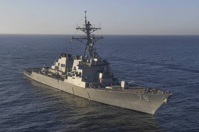 Ракетний есмінець ВМС США увійшов у Чорне море: Росія в паніці оголосила стеження
