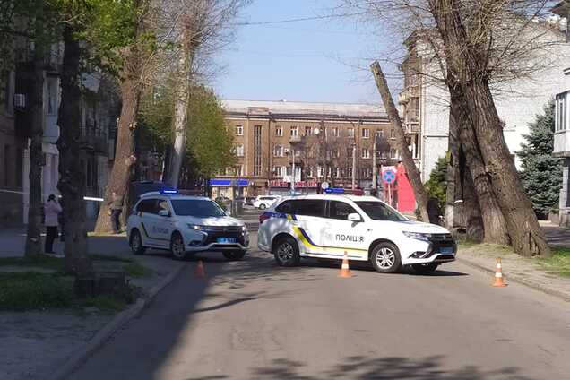 На Днепропетровщине полиция проверяет минирование здания СБУ