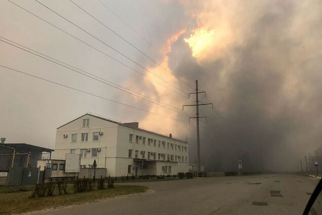 Пожар возле ЧАЭС