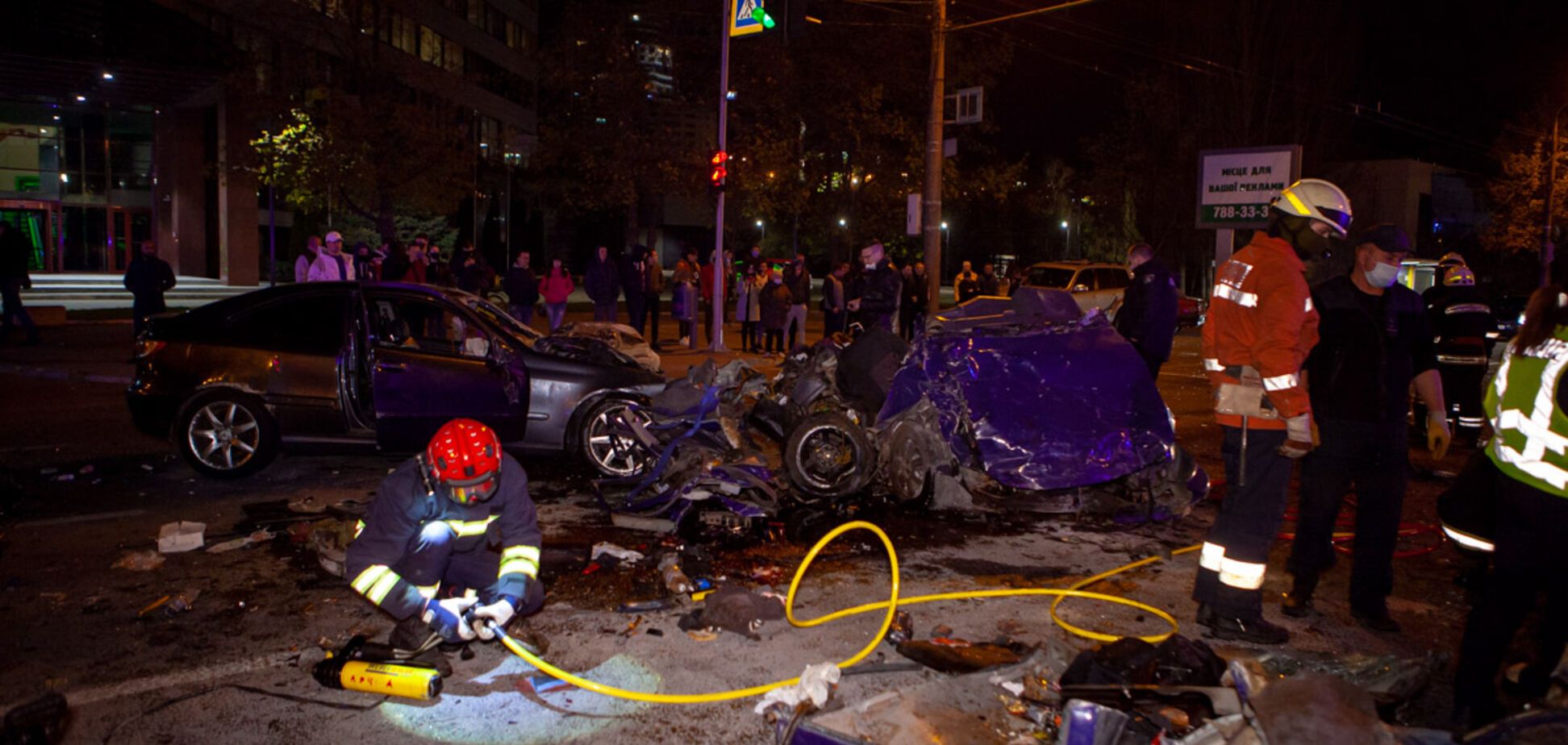 У Дніпрі п'яний водій влаштував смертельну ДТП: загинула молода пара. Фото 18+