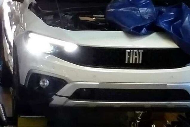 Соперник Renault Logan от Fiat превратился в кроссовер