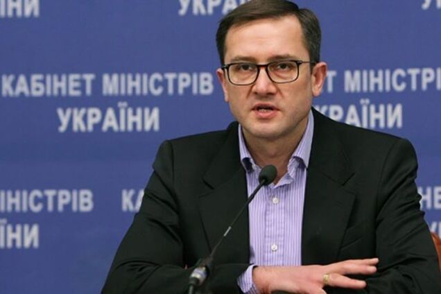 Эксперт объяснил, зачем экс-министра финансов Уманского так быстро уволили