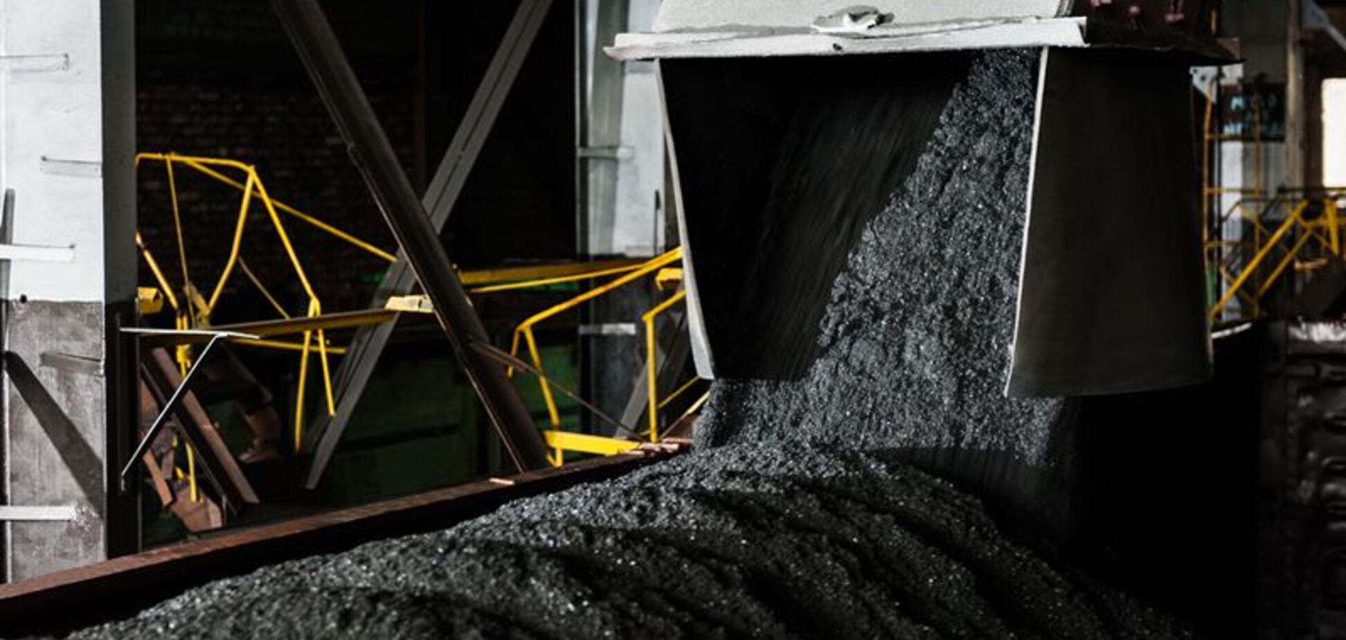 В Украине прекращается добыча угля: ДТЭК вынужденно остановил все шахты