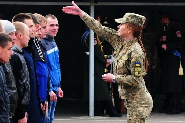 В Україні перенесли терміни призову на службу до армії