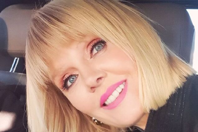 Валерія святкує 52-річчя: палкі фото забороненої в Україні співачки