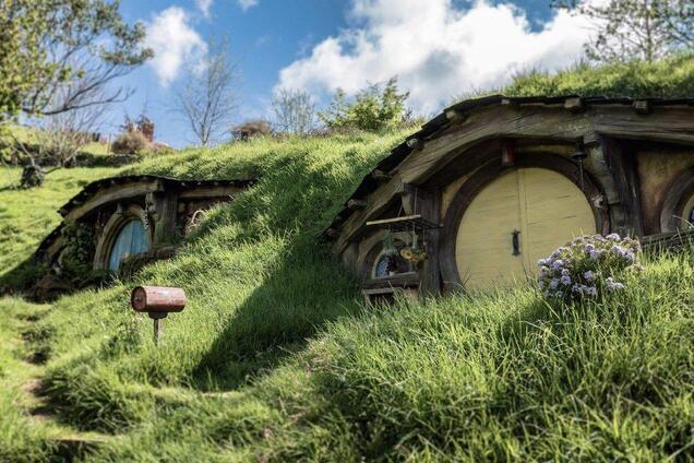 В Карпатах почали будувати казкове містечко 'Гобітхіл'