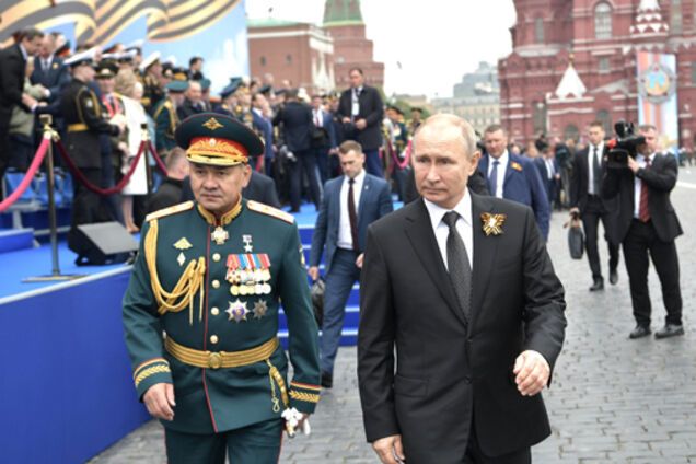 Путин отменил парад на 9 мая из-за коронавируса