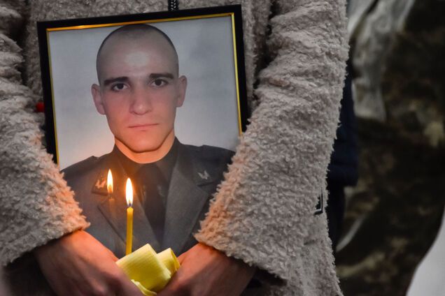 В Кропивницком трогательно попрощались с погибшим на Донбассе защитником Украины. Фото