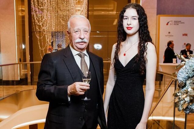 Леонид Якубович с дочкой