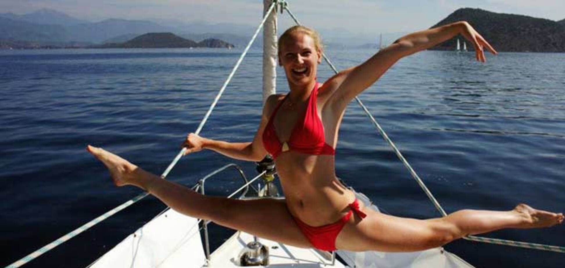 Олімпійська чемпіонка з синхронного плавання Світлана Ромашина виконала програму в ванній