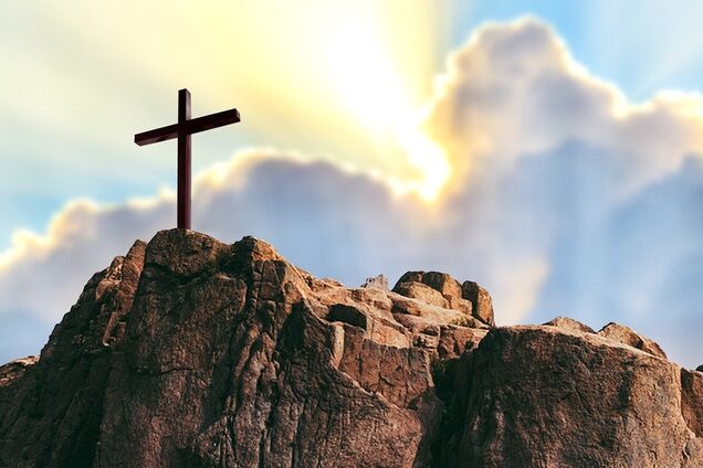 Страстная пятница 2020 у католиков: чем отличается от православной и что нельзя делать