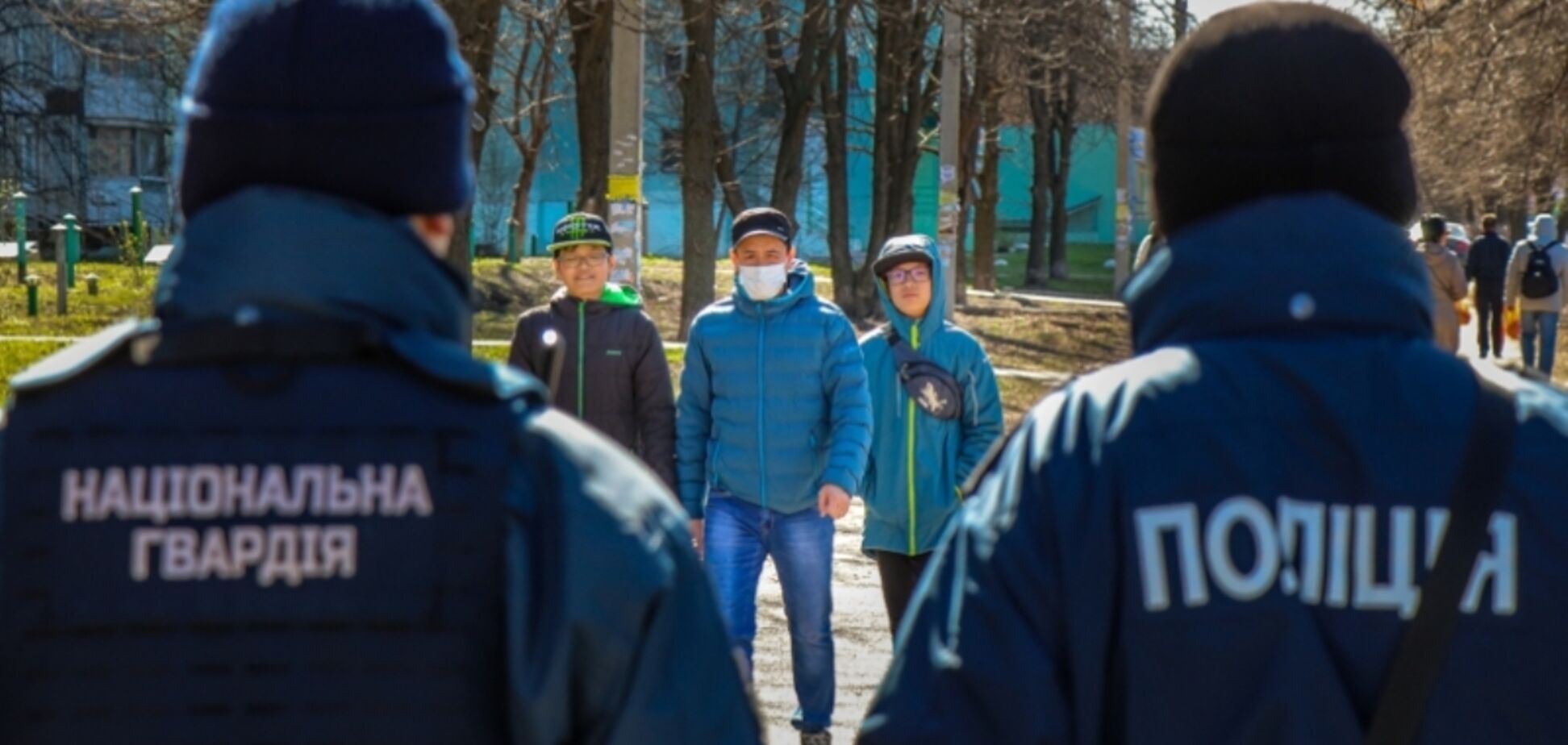Великдень вдома, обсервація і патрулі: як Дніпро підготувався до епідемії