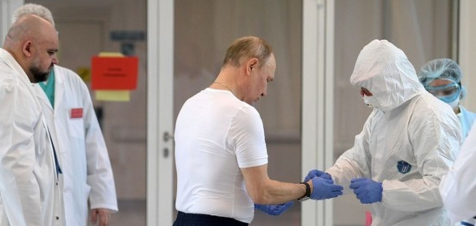 Путин самоизолировался после встречи с Проценко