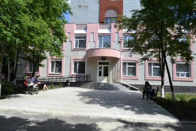 В Сумах уволили полсотни медработников: за дело взялись прокуроры