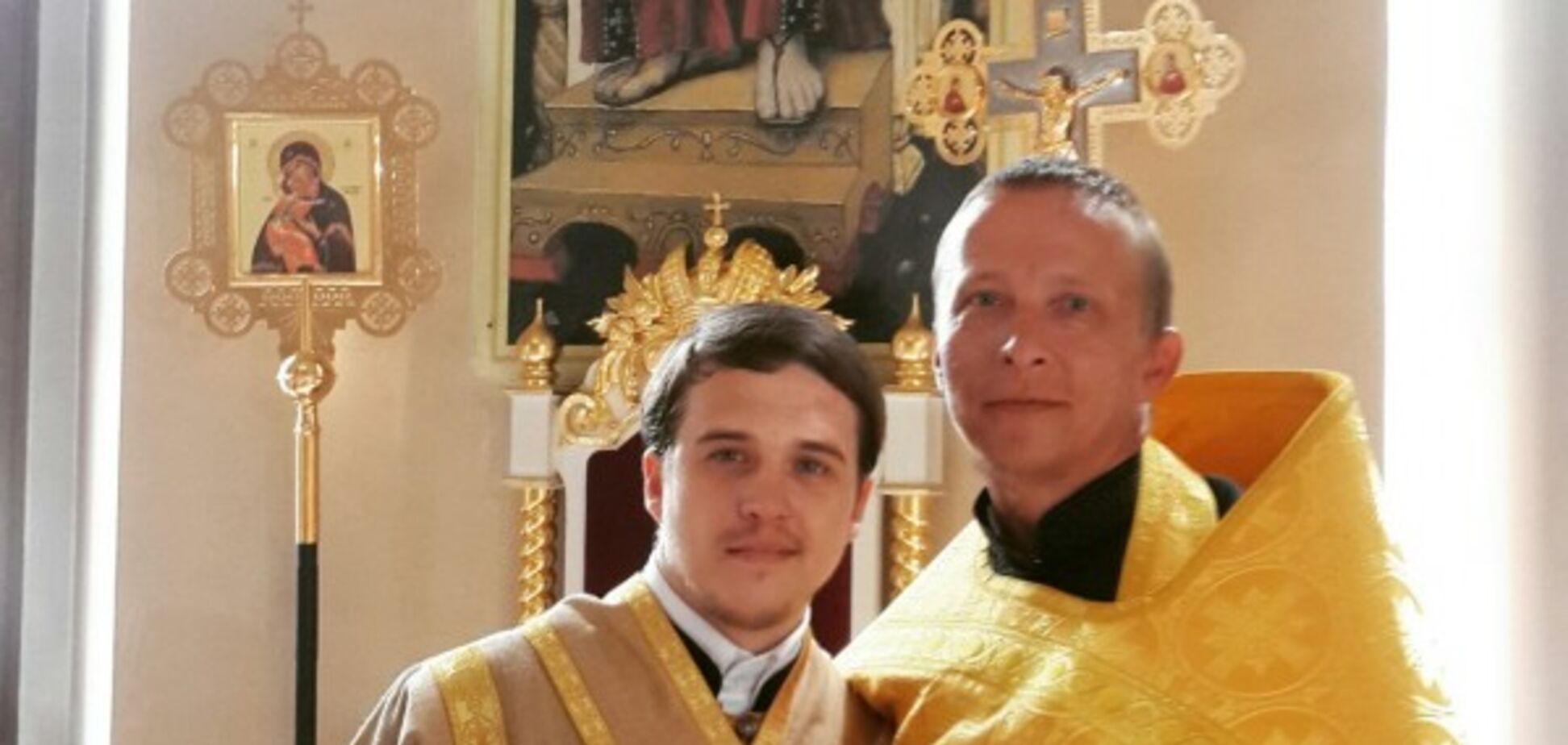 Іван Охлобистін в церкві