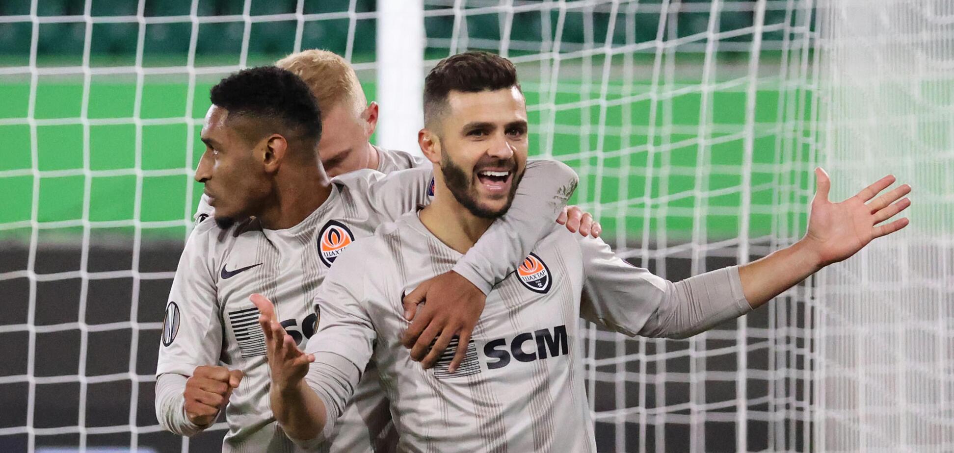 'Шахтер' празднует гол в ворота 'Вольфсбурга'