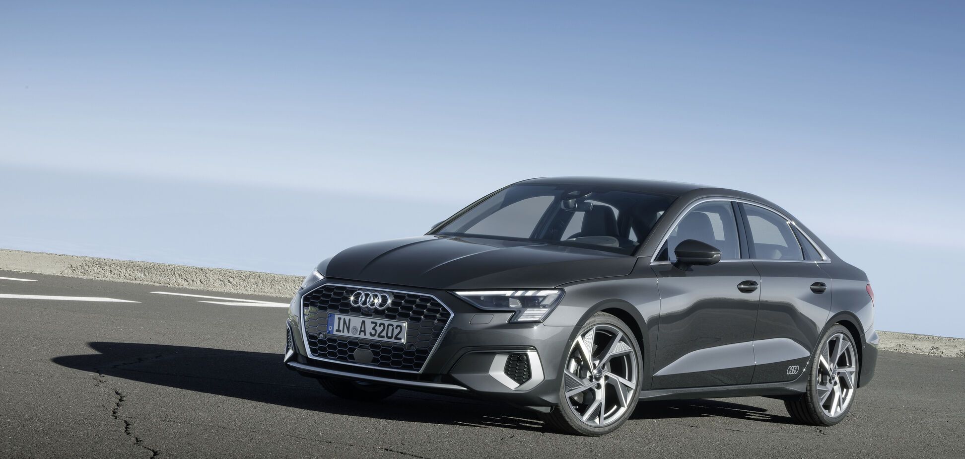 Новий Audi A3 Sedan: офіційні фото і подробиці
