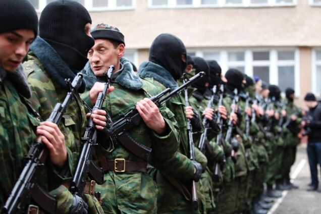 "Народные ополченцы" в Крыму попали под сокращение