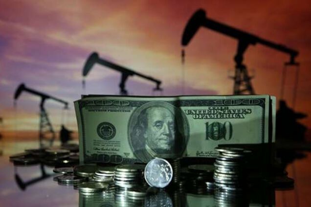 Ціни на нафту сильно впали: вартість WTI обвалилась на 25%