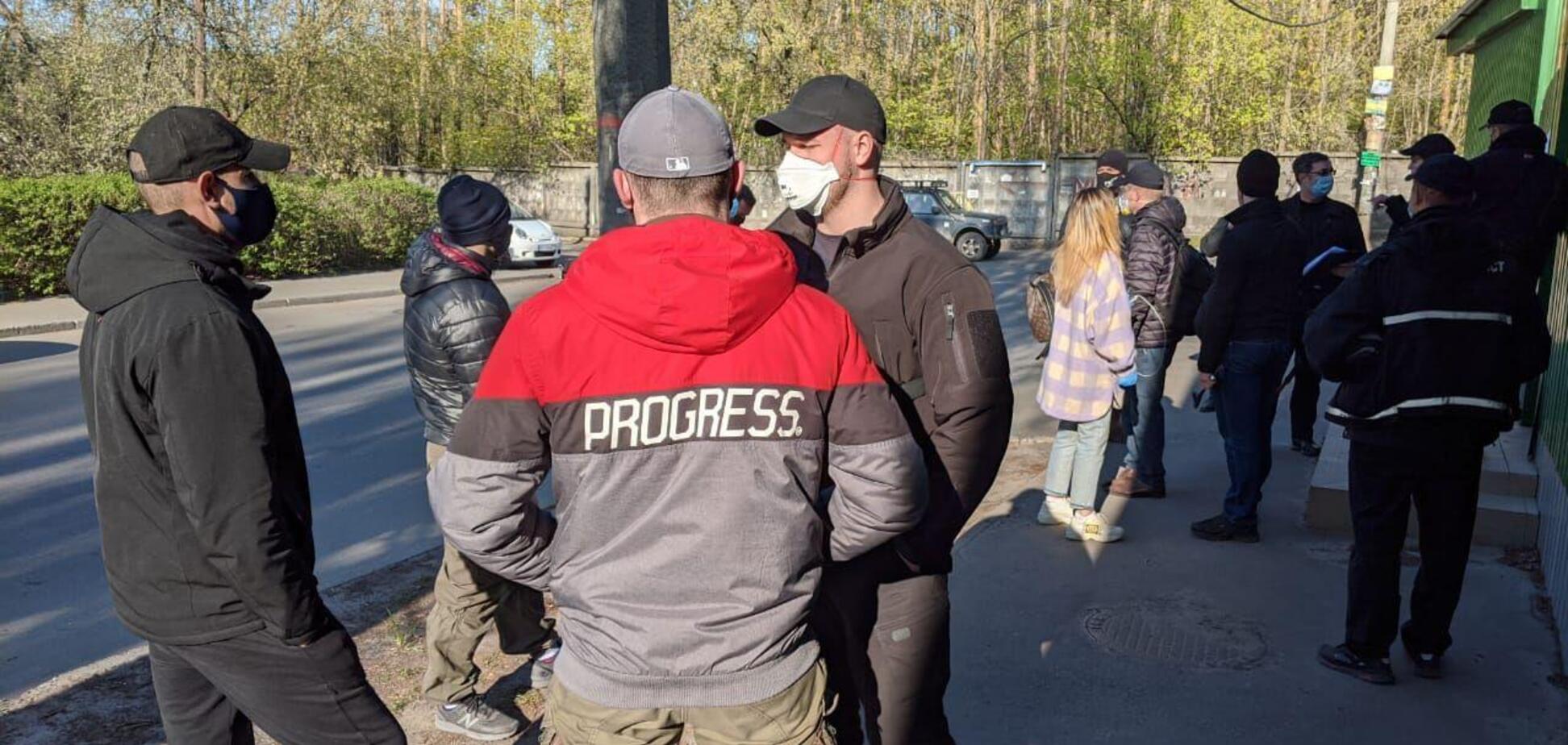 В Киеве происходит попытка рейдерского захвата имущественного комплекса