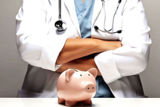 У МОЗ розповіли про нові зарплати лікарів швидкої допомоги: підвищать до 300%