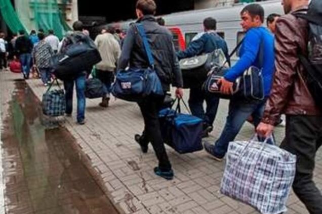 Заробитчан дома оставить не удастся. И вот почему