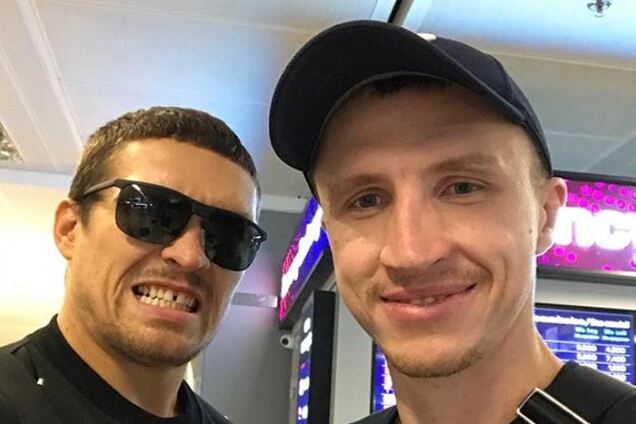 У київського тренера Усика Сергія Лапіна виявився російський паспорт