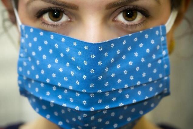 Как носить тканевые многоразовые маски: озвучено главное правило