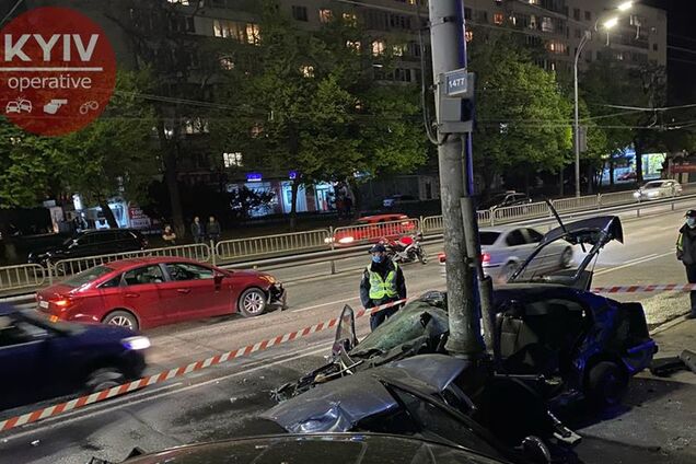 У Києві сталася масштабна ДТП за участю шести авто. Фото і відео