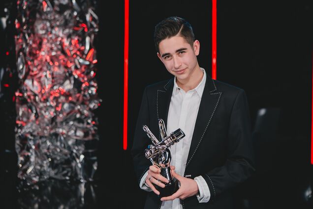 Роман Сасанчин переміг на шоу 'Голос країни 10'