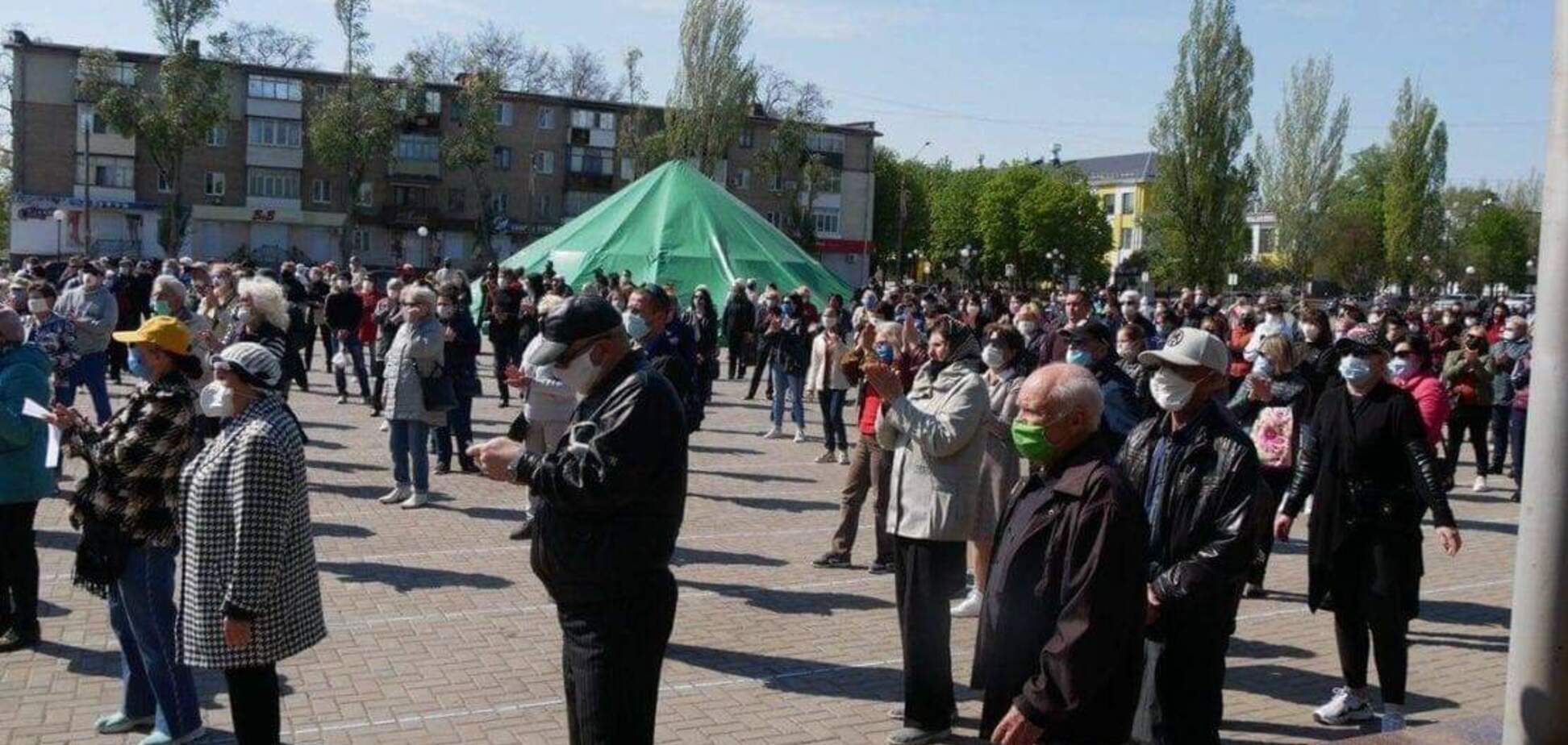 Маски-шоу в Покрове – зачистка лидеров громад перед местными выборами