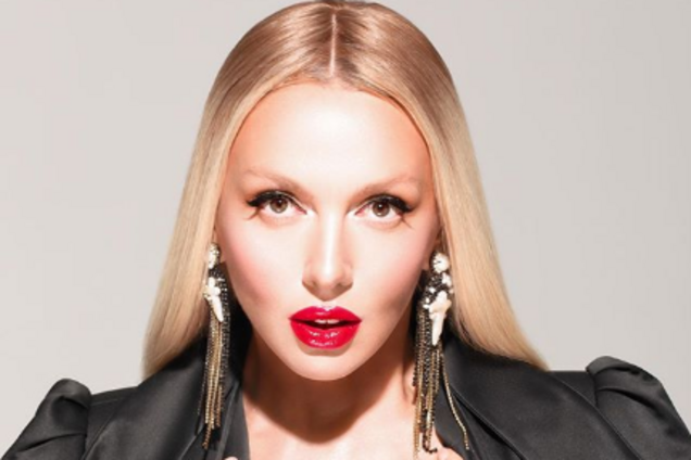 'Стою по пояс гола': Полякова приголомшила дивним курйозом під час концерту