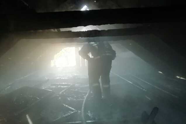 У Кривому Розі жінка загинула під час пожежі у власному будинку. Фото з місця НП