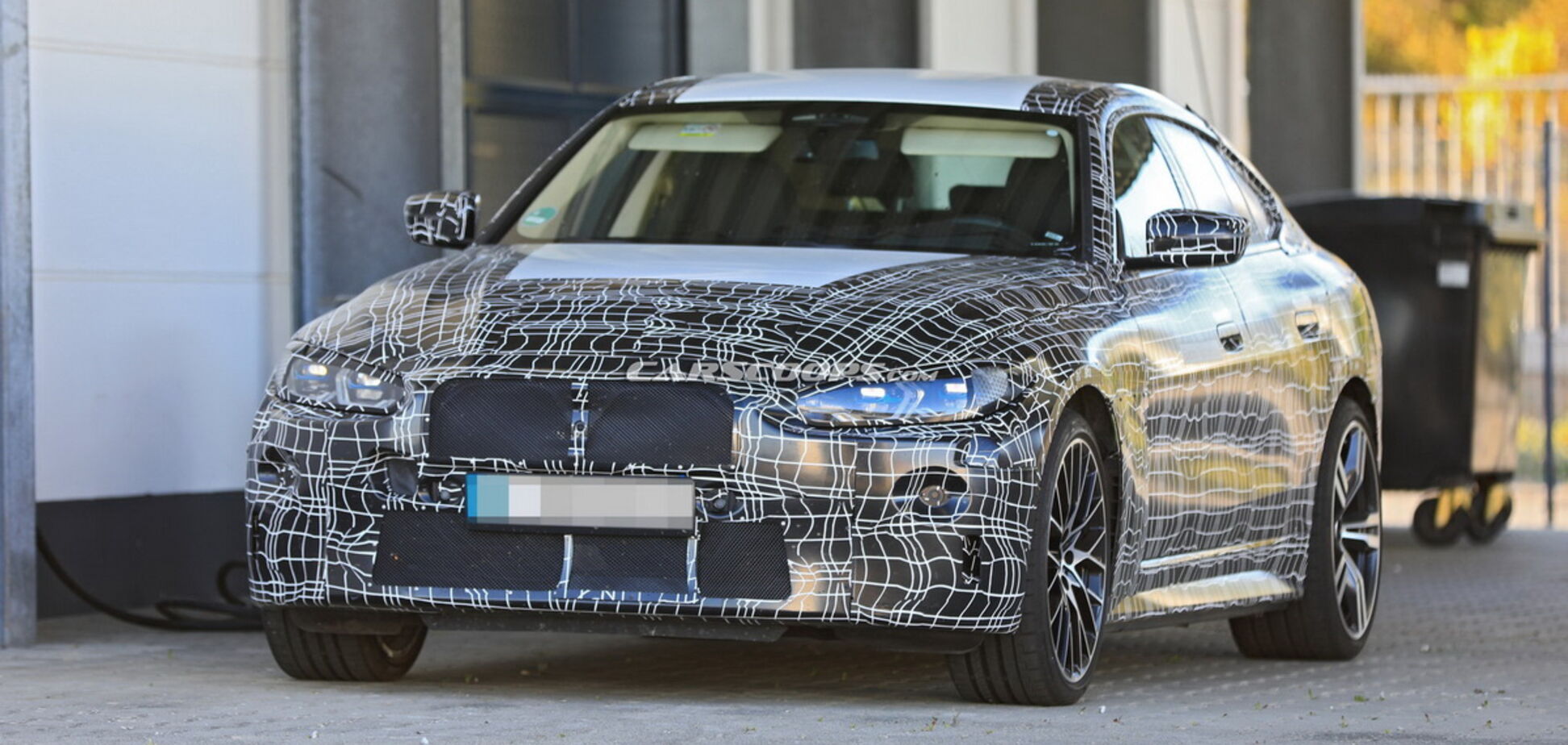 Электрический BMW i4 2021 готовится к дебюту