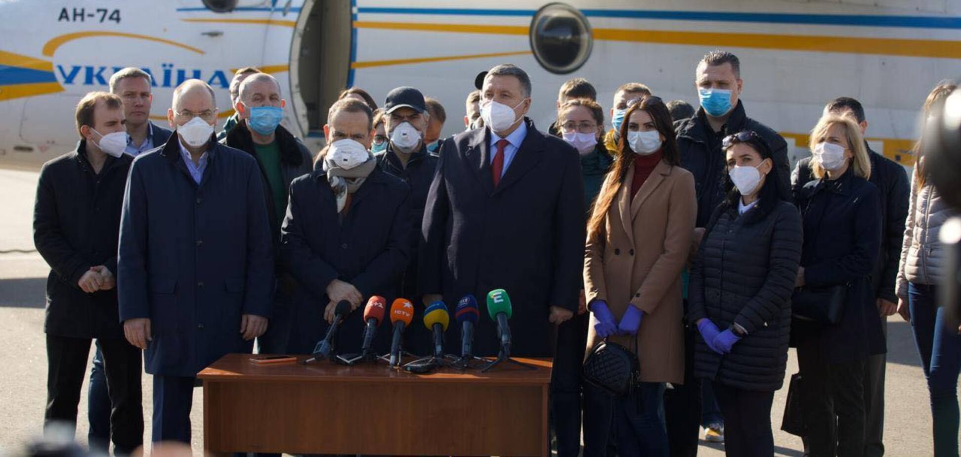 Українські медики поїхали в Італію боротися з коронавірусом: Аваков розповів подробиці