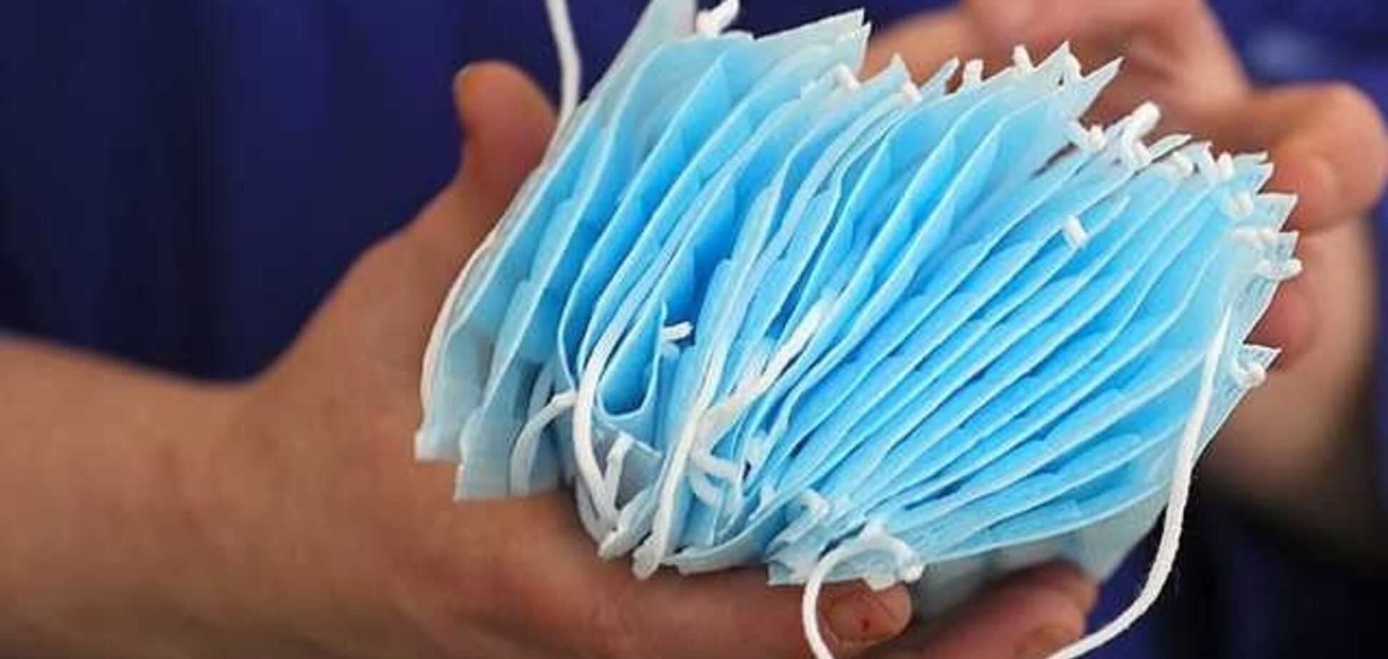 Господин президент, какой мерзавец в областном руководстве распределяет средства индивидуальной защиты? 