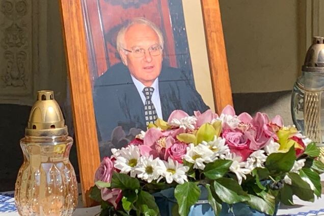 Львів попрощався з батьком Вакарчука