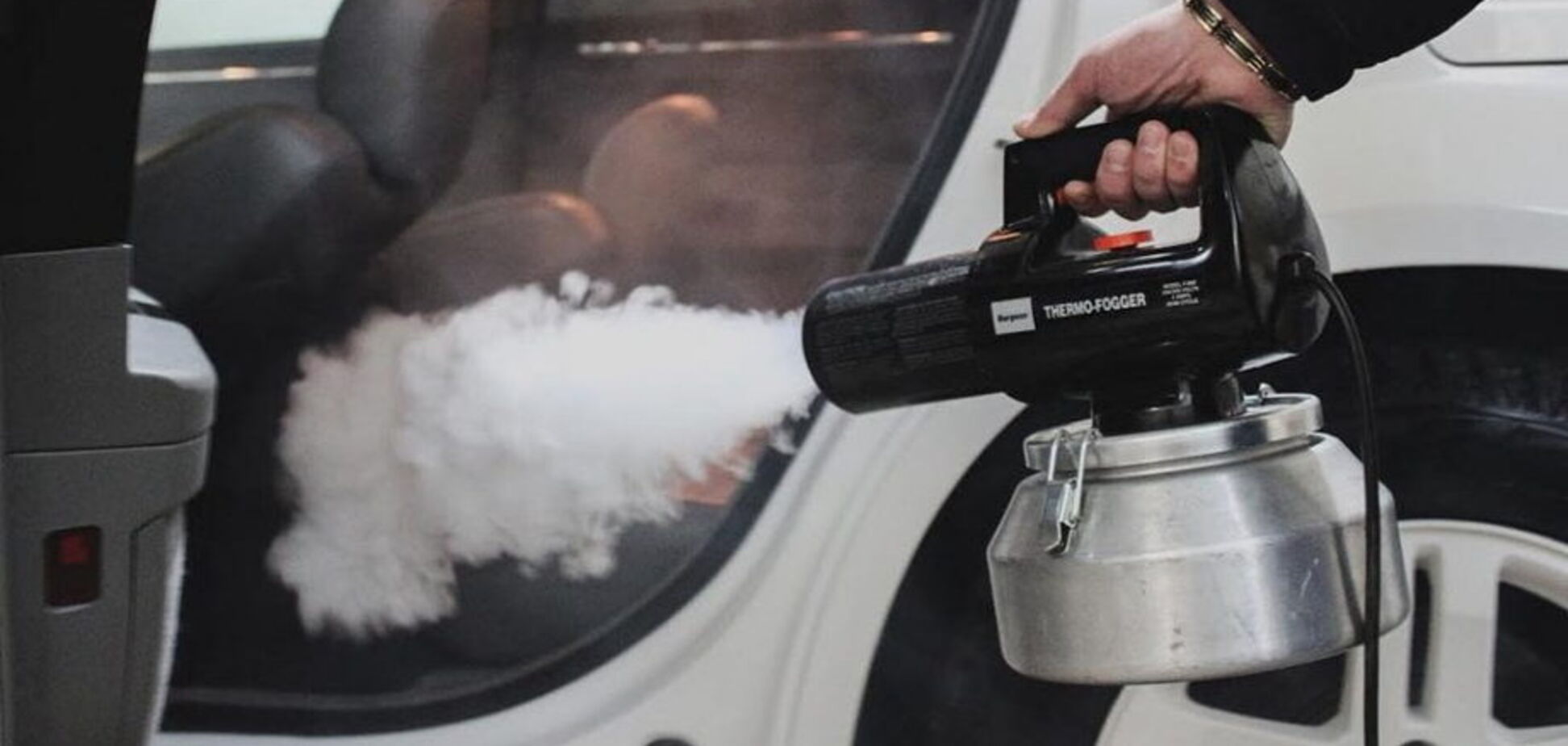 Минздрав рассказал, можно ли дезинфицировать авто 'холодным туманом'