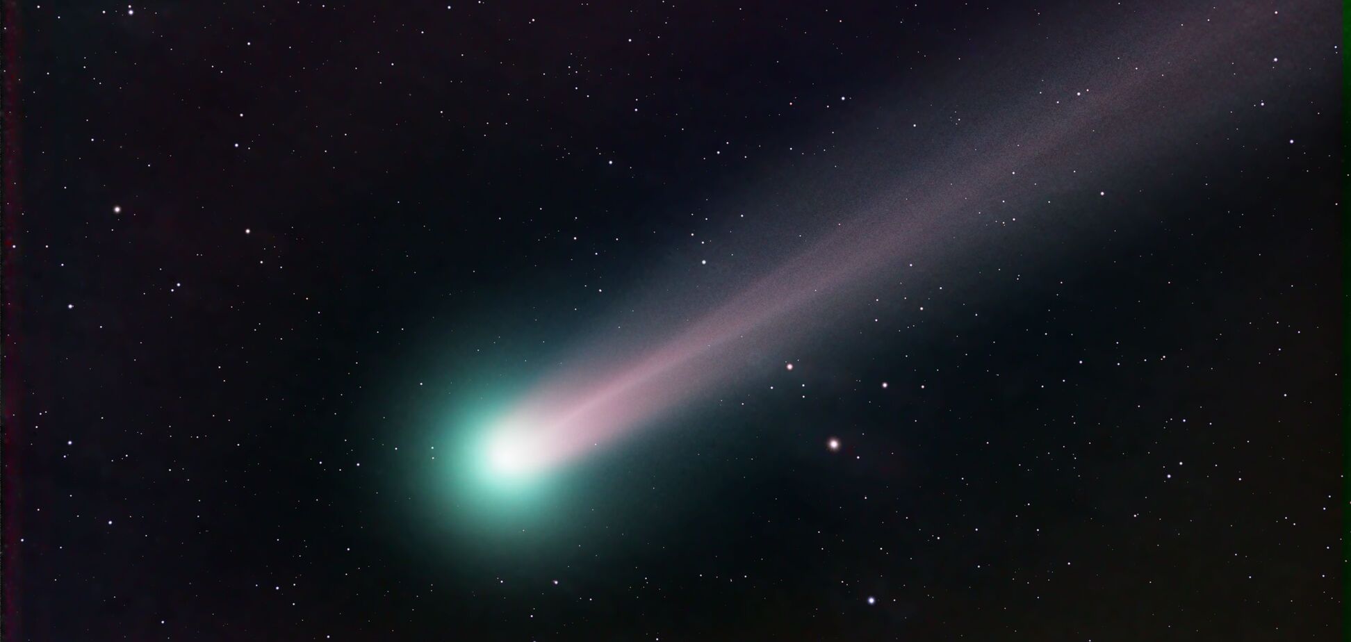 К Солнцу летит 'ядовитая' комета