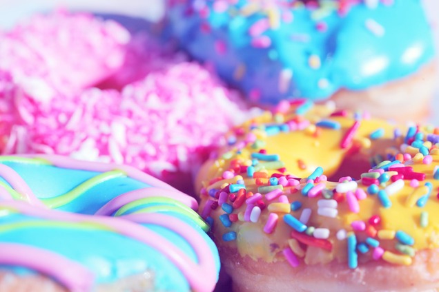 Диетолог развенчала главные мифы о сахаре при похудении