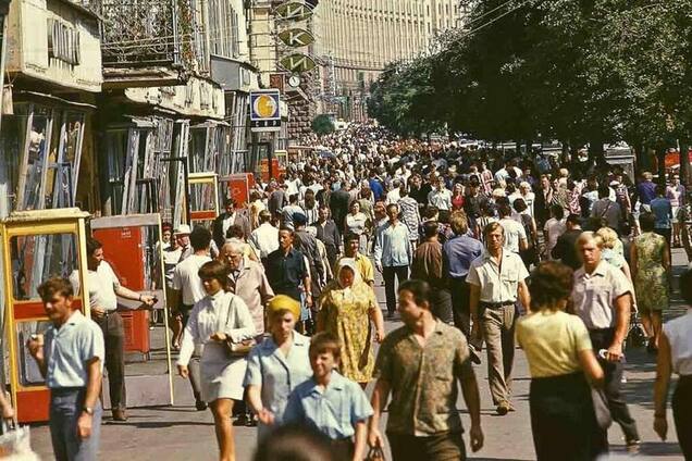Фото толп людей в центре Киева 70-х годов поразили сеть