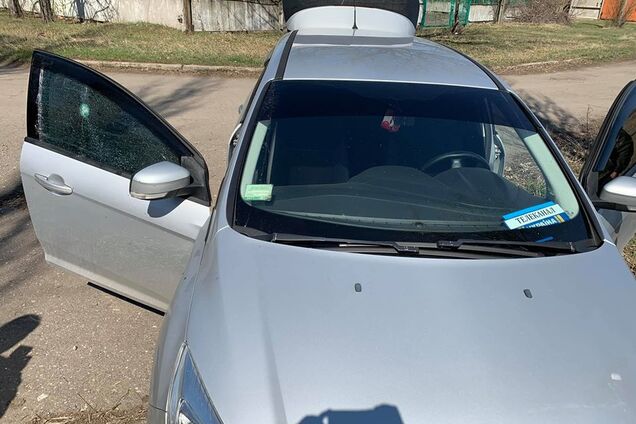 Террористы обстреляли авто журналистов