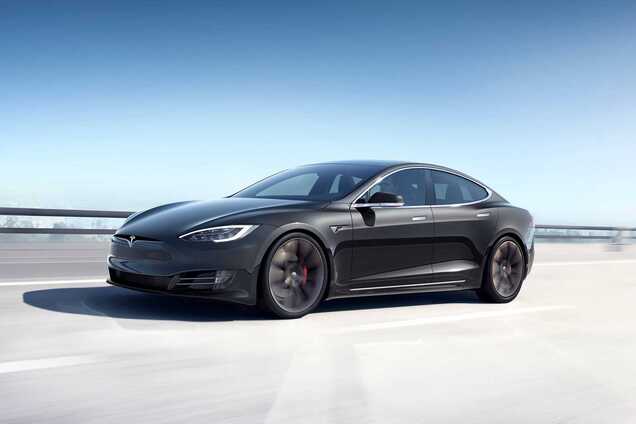 Де найдешевше та найдорожче продають електромобілі