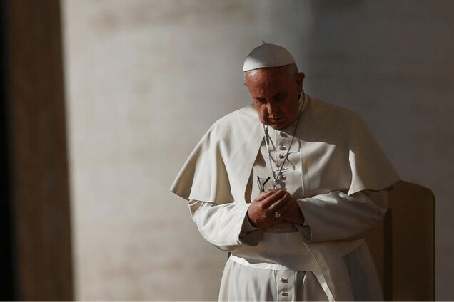 Папа Римский жестко обратился к людям из-за кризиса в мире