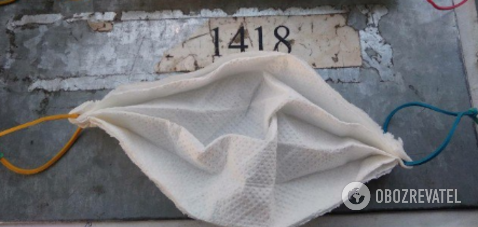 'Укрзалізниця' выдала своим сотрудникам маски из бумажных салфеток: разгорелся скандал