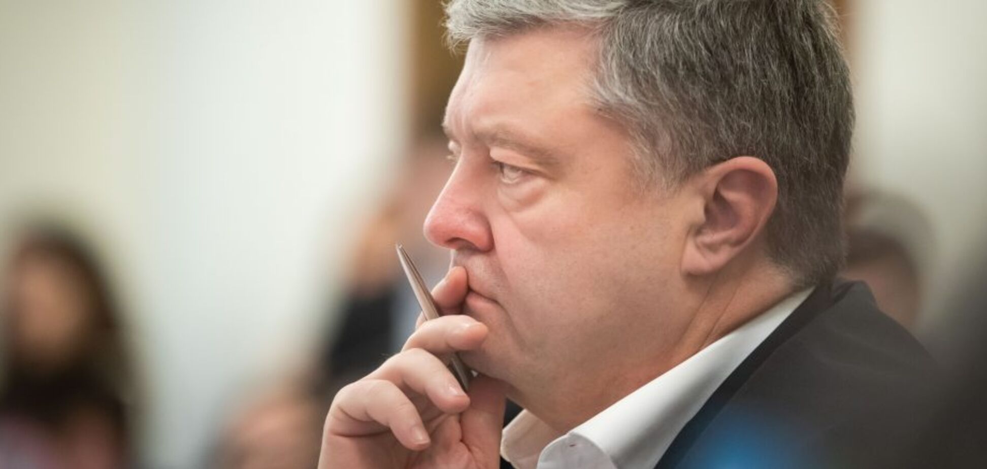 Порошенко обговорив із фармкомпанією 'Ля Рош' протидію коронавірусу в Україні