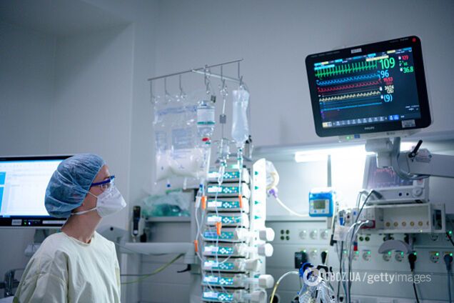 В Хмельницкой области от коронавируса умерла сотрудница больницы
