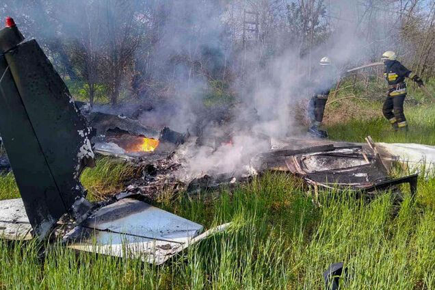 Під Дніпром трапилася смертельна авіакатастрофа. Фото з місця НП
